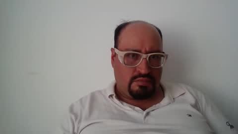 Snapshot of papi_adiel4 chatting on February 2025 08:30:01 PM papi_adiel4 online show from February 2025 08:30:01 PM