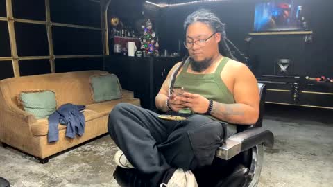 papi_krizz online show from December 2024 03:56:02 AM