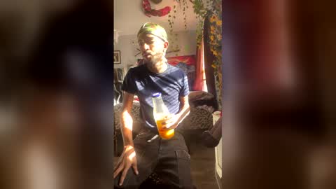 Snapshot of papian0 chatting on November 2025 05:56:01 PM papian0 online show from November 2025 05:56:01 PM