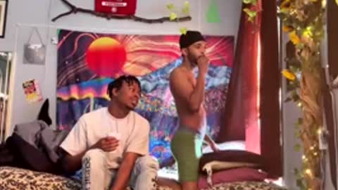 Snapshot of papian0 chatting on November 2025 05:37:01 PM papian0 online show from November 2025 05:37:01 PM