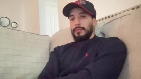 papicubano_guapo23cm online show from February 2026 04:03:02 PM