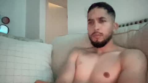 Snapshot of papicubano_guapo23cm chatting on July 2026 11:17:02 AM papicubano_guapo23cm online show from July 2026 11:17:02 AM