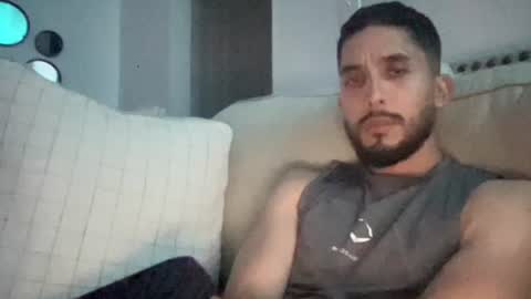 Snapshot of papicubano_guapo23cm chatting on July 2026 05:05:02 AM papicubano_guapo23cm online show from July 2026 05:05:02 AM