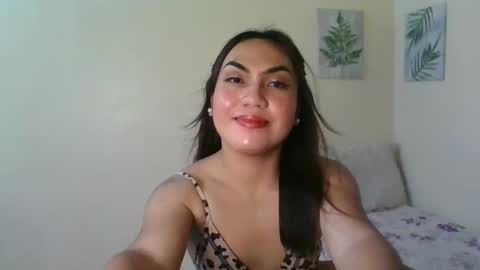 Snapshot of papigoddesslover chatting on December 2024 04:22:01 AM Fina Dwarf online show from December 2024 04:22:01 AM