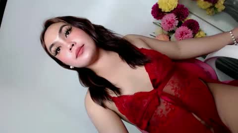 Snapshot of papigoddesslover chatting on January 2025 03:32:02 PM Fina Dwarf online show from January 2025 03:32:02 PM