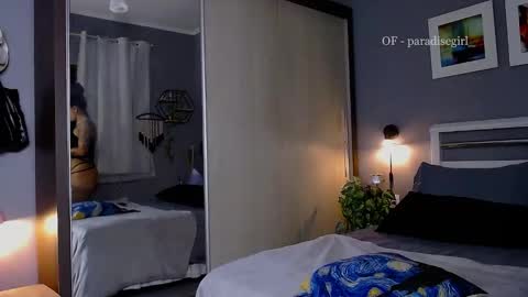 Snapshot of paradisegirl_ chatting on December 2024 12:39:01 AM My alter ego Betinna Flowers - a tattooed Miss - Are you missing me come in here - online show from December 2024 12:39:01 AM