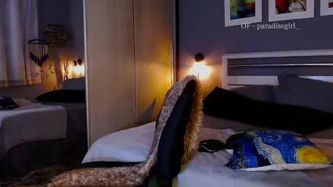 Snapshot of paradisegirl_ chatting on December 2024 01:28:01 AM My alter ego Betinna Flowers - a tattooed Miss - Are you missing me come in here - online show from December 2024 01:28:01 AM