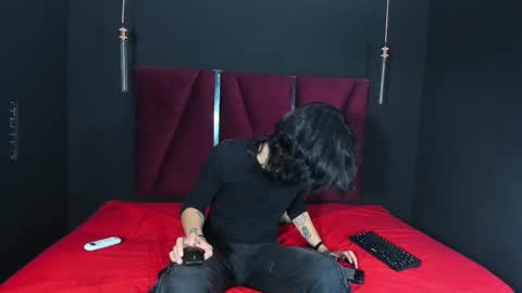 Snapshot of paranoidtemptaion_ chatting on February 2025 12:27:01 PM paranoidtemptaion_ online show from February 2025 12:27:01 PM