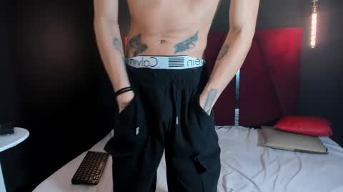 Snapshot of paranoidtemptaion_ chatting on February 2025 03:39:02 PM paranoidtemptaion_ online show from February 2025 03:39:02 PM