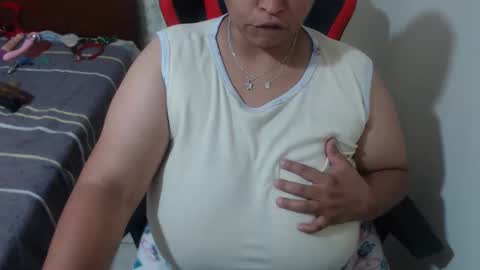 Luna online show from May 2026 05:37:01 AM