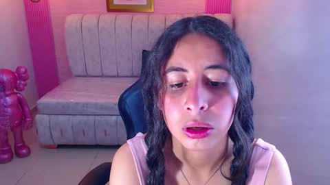 Snapshot of paris_1sub chatting on September 2025 01:05:01 PM Paris 1sub online show from September 2025 01:05:01 PM