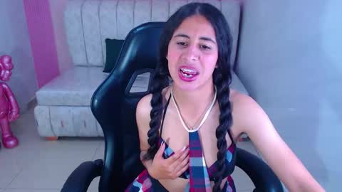 Snapshot of paris_1sub chatting on September 2025 12:54:01 PM Paris 1sub online show from September 2025 12:54:01 PM