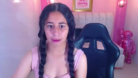 Snapshot of paris_1sub chatting on October 2025 12:53:02 PM Paris 1sub online show from October 2025 12:53:02 PM