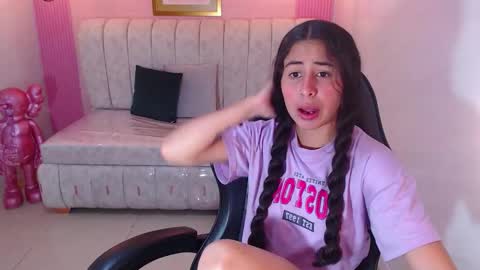 Snapshot of paris_1sub chatting on October 2025 01:34:01 PM Paris 1sub online show from October 2025 01:34:01 PM