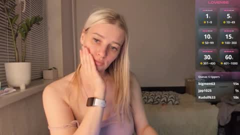 Sasha online show from February 2025 02:44:01 PM