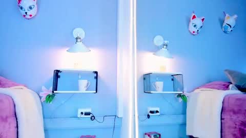 Snapshot of pariscotton chatting on December 2024 08:54:01 PM Paris online show from December 2024 08:54:01 PM