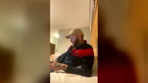 parkertom525 online show from May 2026 07:34:02 PM