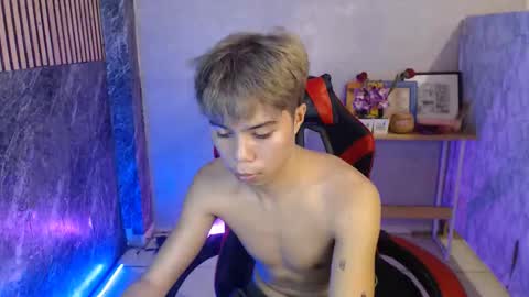 HENRY online show from October 2025 12:23:01 PM