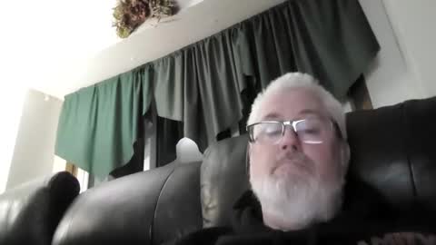Snapshot of part86 chatting on January 2025 11:37:02 PM part86 online show from January 2025 11:37:02 PM