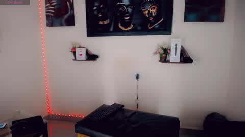 party_fre_girl online show from May 2026 09:45:02 PM