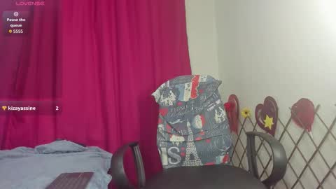 Parys Moore online show from December 2025 01:15:02 AM