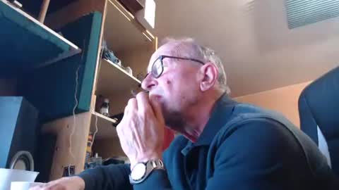 Snapshot of pascal88881 chatting on November 2025 12:49:01 PM pascal88881 online show from November 2025 12:49:01 PM