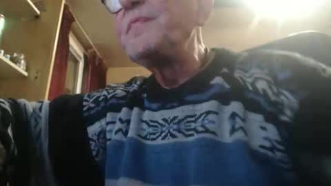 Snapshot of pascal88881 chatting on December 2025 11:27:02 AM pascal88881 online show from December 2025 11:27:02 AM