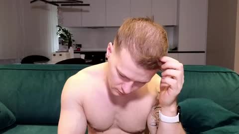 Pashka online show from April 2026 07:22:01 AM