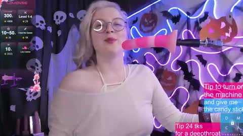 Snapshot of passion_luna chatting on November 2025 04:00:01 AM LunaAlan online show from November 2025 04:00:01 AM