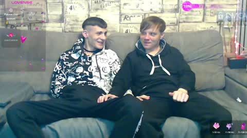 Max tall dark-haired guy with tattoos and Phil blond-haired online show from April 2026 02:06:01 AM
