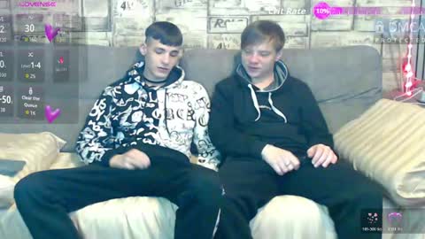 Max tall dark-haired guy with tattoos and Phil blond-haired online show from May 2026 02:51:02 AM