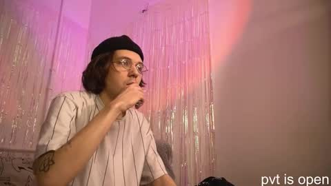 Zoe online show from March 2026 04:24:02 PM