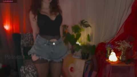 Call me Miss Alice Careful Passion Queen online show from November 2025 02:06:02 PM