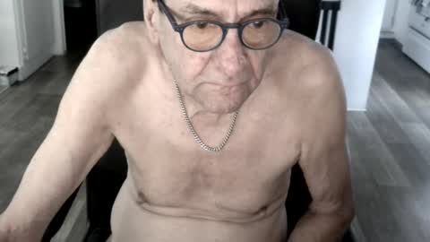 Bob online show from August 2026 01:42:01 AM