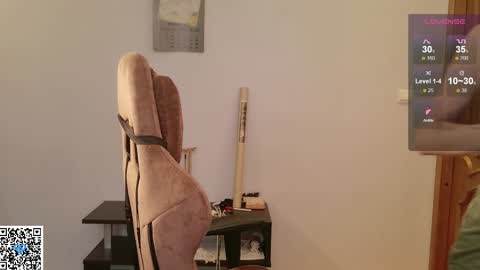 Snapshot of pathos_of_things chatting on October 2025 11:29:01 AM off - Tuesday and wednesdayfriday online show from October 2025 11:29:01 AM