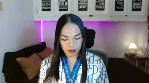 Hi Patricia here Follow me online show from July 2026 02:53:01 AM