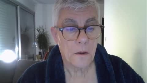 Snapshot of patrick5275 chatting on April 2026 04:12:02 AM patrick5275 online show from April 2026 04:12:02 AM