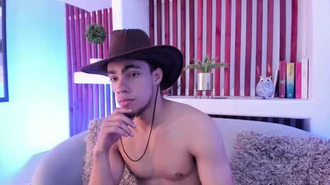 Patrick online show from October 2025 09:22:01 PM