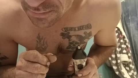 Snapshot of patrickl85 chatting on January 2025 05:04:02 AM patrickl85 online show from January 2025 05:04:02 AM