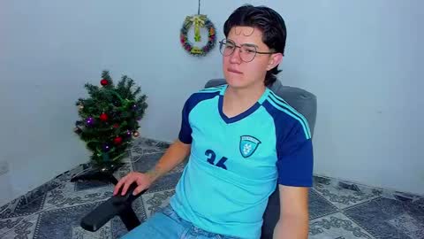 .... online show from December 2024 08:51:01 PM