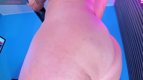 Snapshot of patty_jenkinss chatting on December 2024 06:24:02 PM Hi Pvt open Moans from lovense tell me Fav 113366 Especial level 33 online show from December 2024 06:24:02 PM