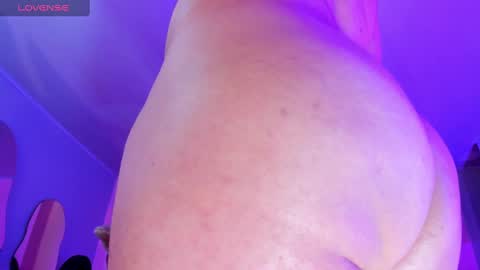 Snapshot of patty_jenkinss chatting on January 2025 03:38:02 AM Hi Pvt open Moans from lovense tell me Fav 113366 Especial level 33 online show from January 2025 03:38:02 AM