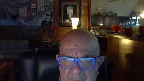 Snapshot of patvac chatting on December 2024 01:39:01 PM patvac online show from December 2024 01:39:01 PM