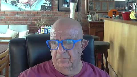 Snapshot of patvac chatting on December 2024 04:09:01 AM patvac online show from December 2024 04:09:01 AM