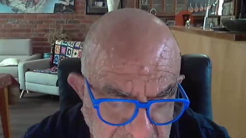 Snapshot of patvac chatting on January 2025 10:46:01 PM patvac online show from January 2025 10:46:01 PM