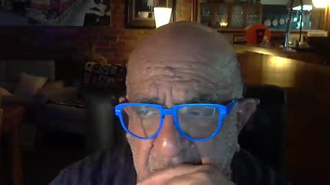 Snapshot of patvac chatting on January 2025 02:03:02 PM patvac online show from January 2025 02:03:02 PM