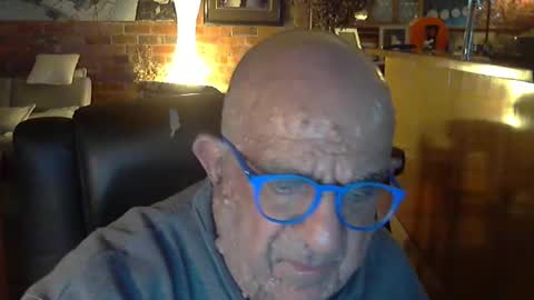 Snapshot of patvac chatting on September 2025 02:38:02 PM patvac online show from September 2025 02:38:02 PM