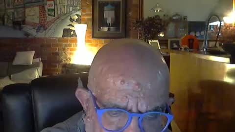 Snapshot of patvac chatting on September 2025 02:08:01 PM patvac online show from September 2025 02:08:01 PM