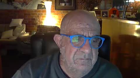 Snapshot of patvac chatting on September 2025 02:22:01 PM patvac online show from September 2025 02:22:01 PM