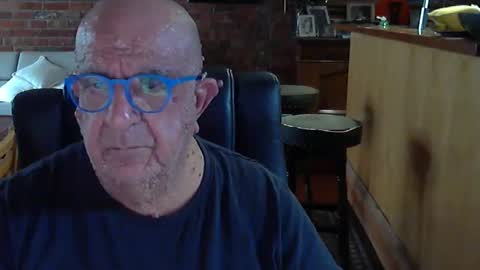 Snapshot of patvac chatting on October 2025 05:49:02 AM patvac online show from October 2025 05:49:02 AM